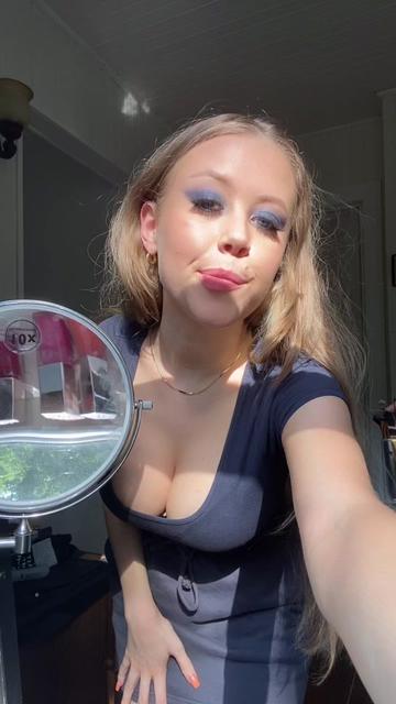 @commiemommy1 video cover