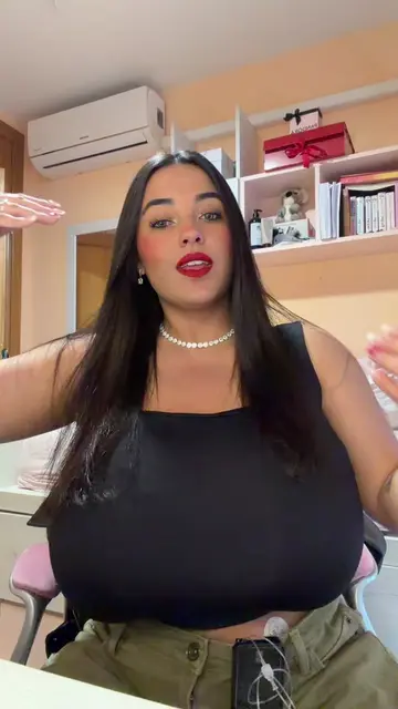 @___anneris___ video cover