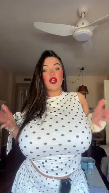 @___anneris___ video cover