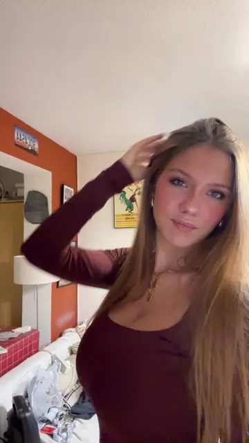@_angelagmezz video cover