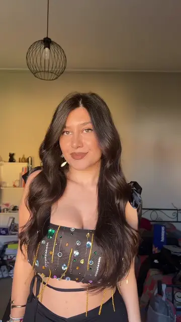 @_laurafazzino video cover