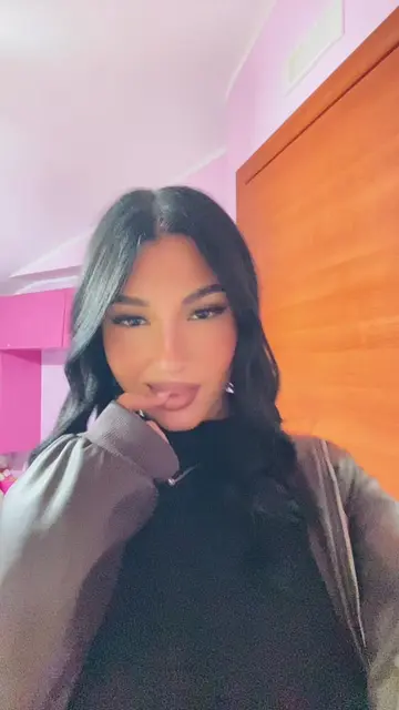 @_lucrexiia_ video cover