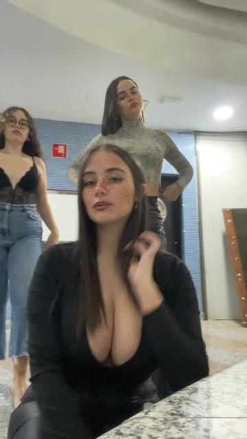@adriianacastellanoo video cover
