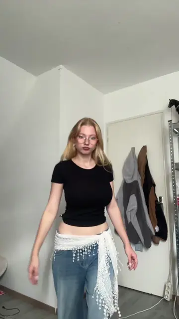 @aimee_bdn_ video cover