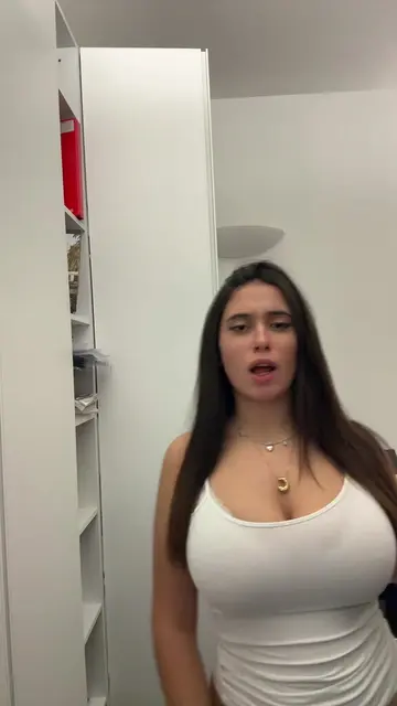 @chloecarnevaletti video cover
