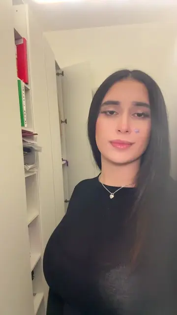 @chloecarnevaletti_ video cover