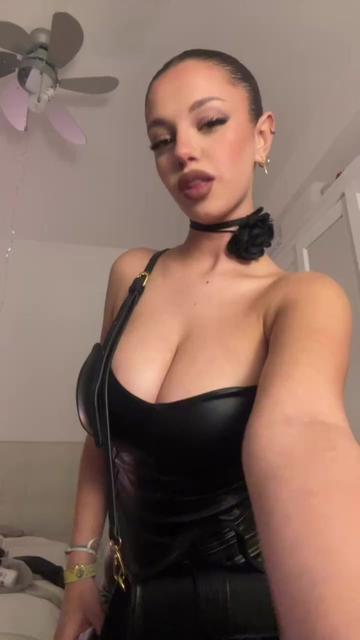 @claudiarainerii video cover
