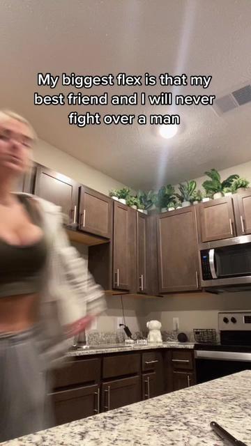 @daddyylongglegs video cover