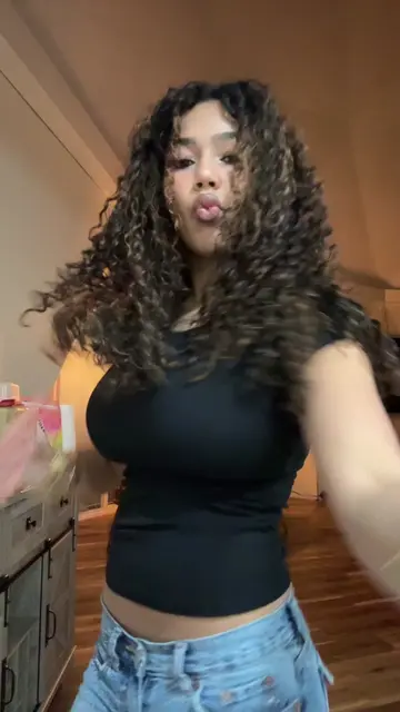 @its.kalin_skyyy video cover