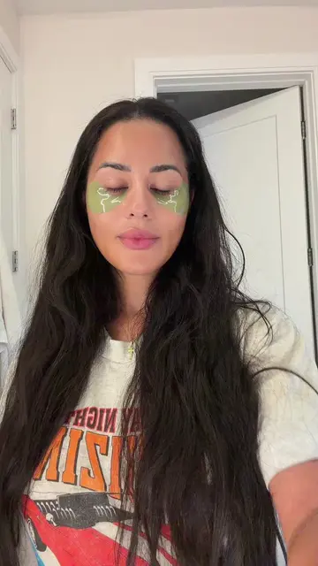 @katyaelisehenryyy video cover