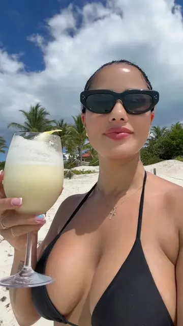 @katyaelisehenryyy video cover
