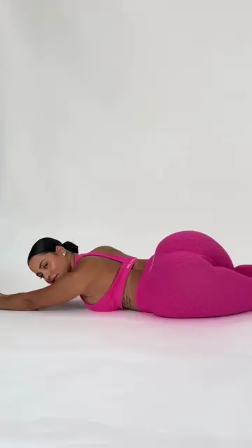 @katyaelisehenryyy video cover