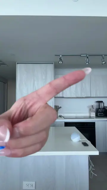 @kira video cover