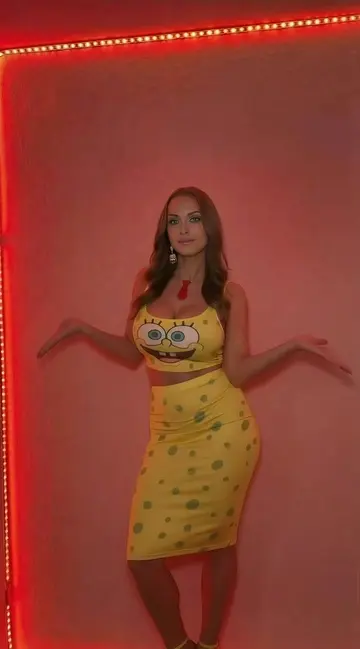 @larounete video cover