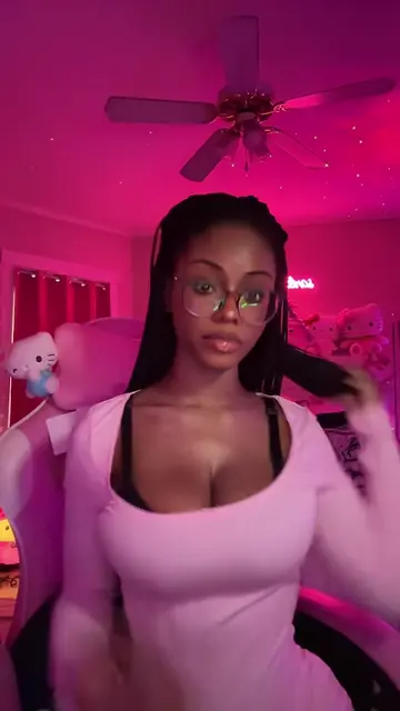 @legendarywaifuu video cover