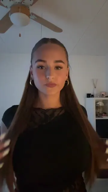 @maaike_roellies video cover