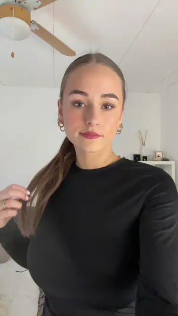 @maaike_roellies video cover