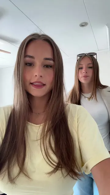 @maaike_roellies video cover