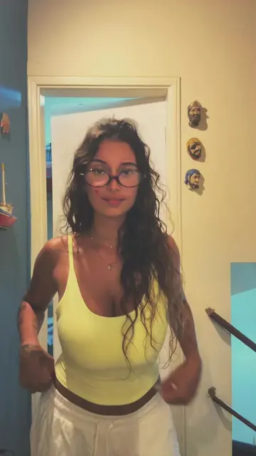 @mendessraphaela video cover