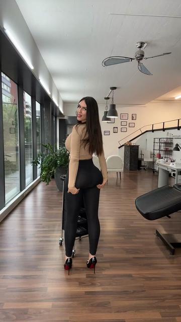 @ninaayourhairdresser video cover