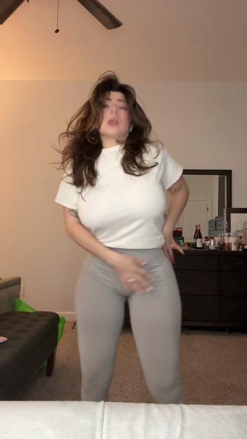 @solyluna244.irl video cover